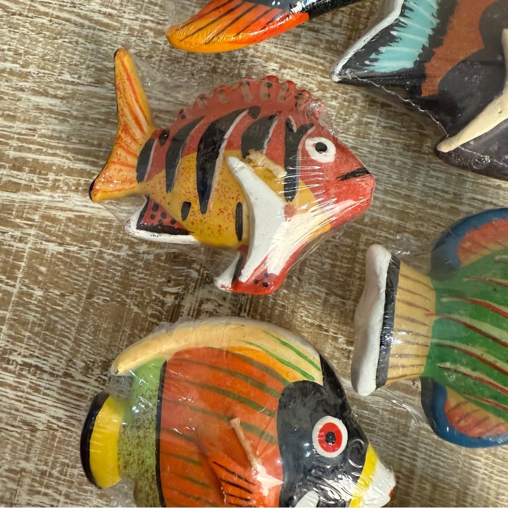 Tropical Fish Floating Candles, Set of 6 - Picture 8 of 11